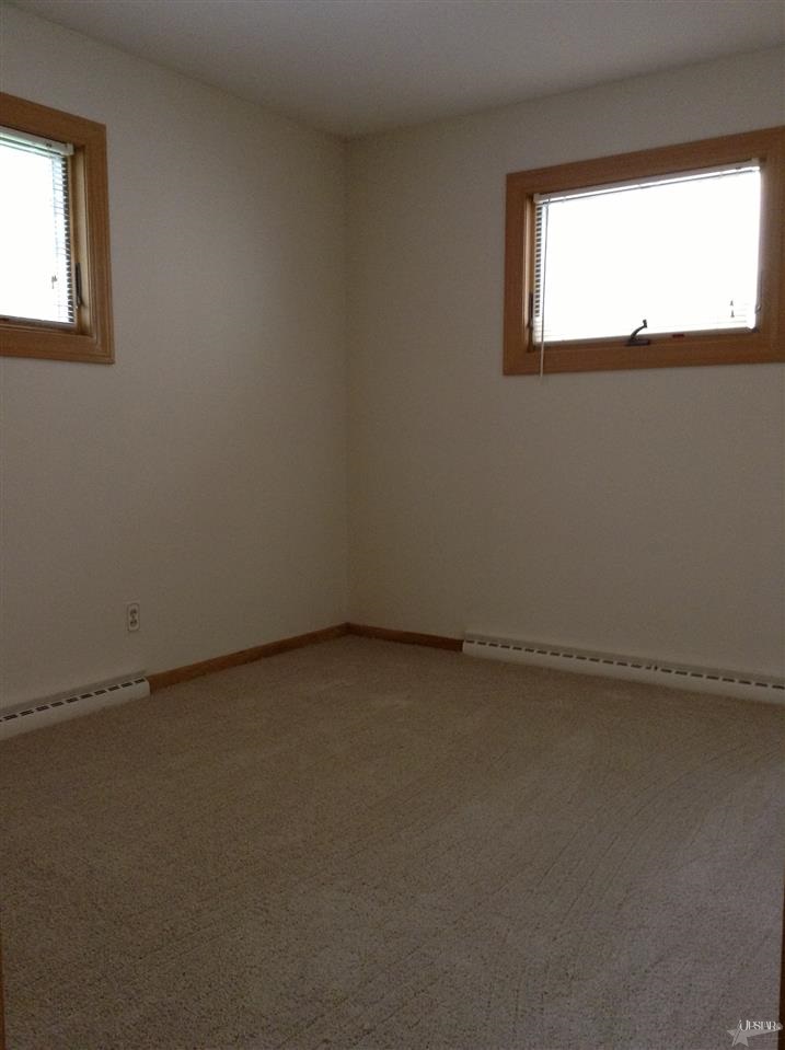 418 West Jackson Street Decatur, IN 46733 - Photo 5 of 20