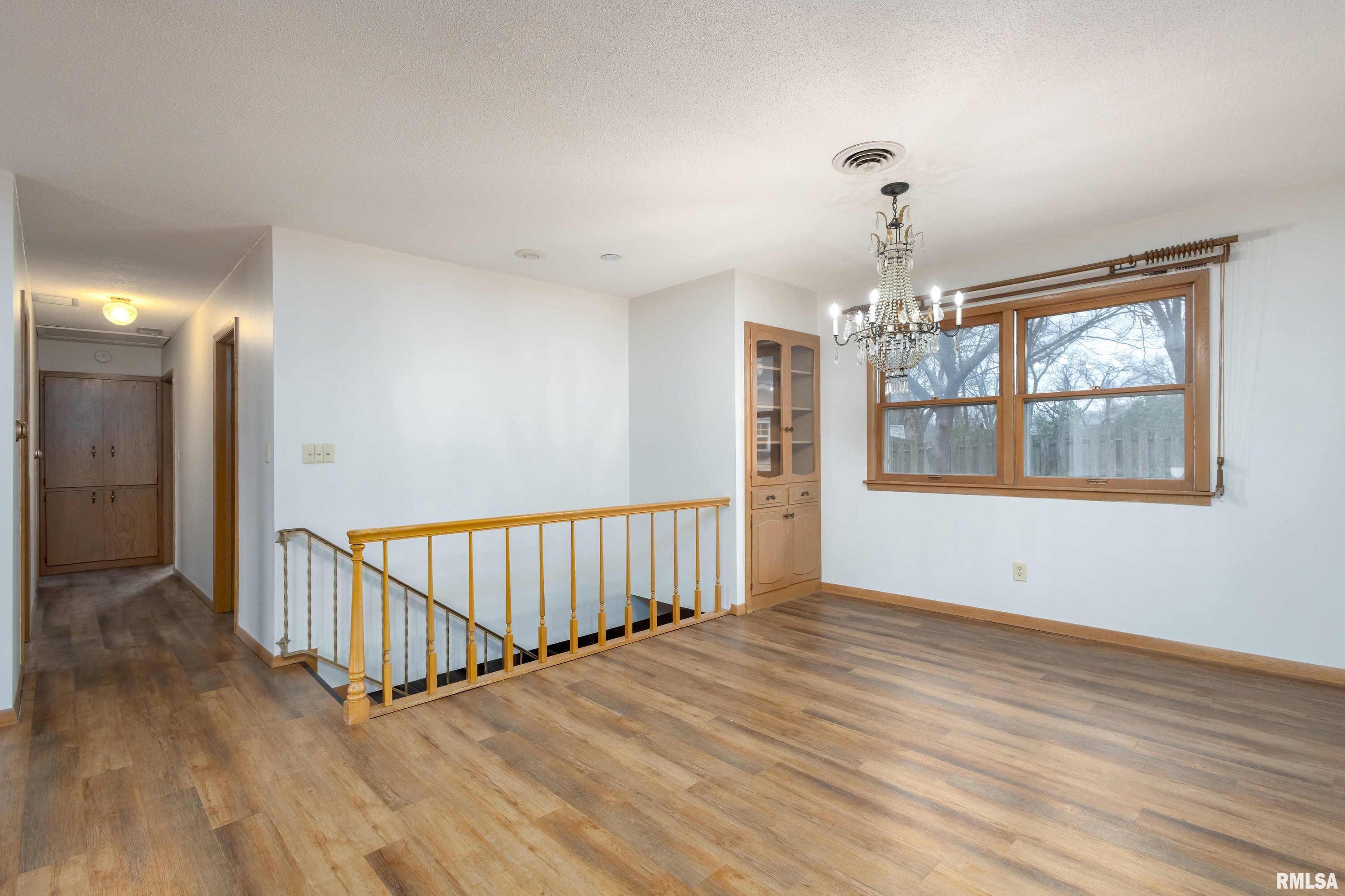 2521 Jersey Ridge Road Davenport, IA 52803 - Photo 11 of 42 Gallery Image 11
