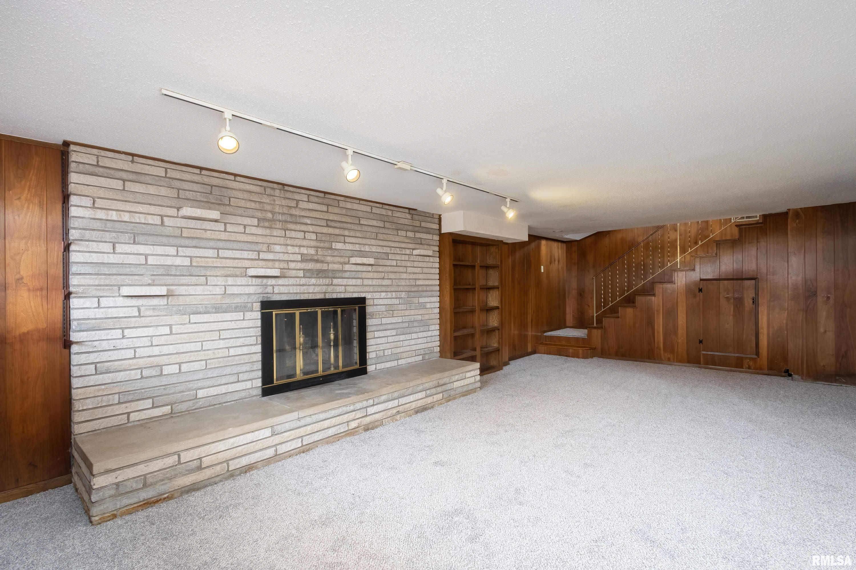 2521 Jersey Ridge Road Davenport, IA 52803 - Photo 33 of 42 Gallery Image 33