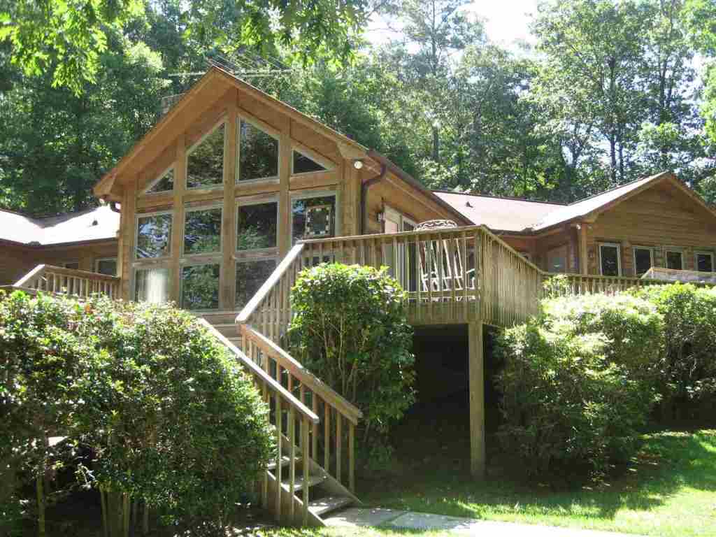 1476 Coneross Point Drive Seneca, SC 29678 - Photo 1 of 33 Gallery Image 1