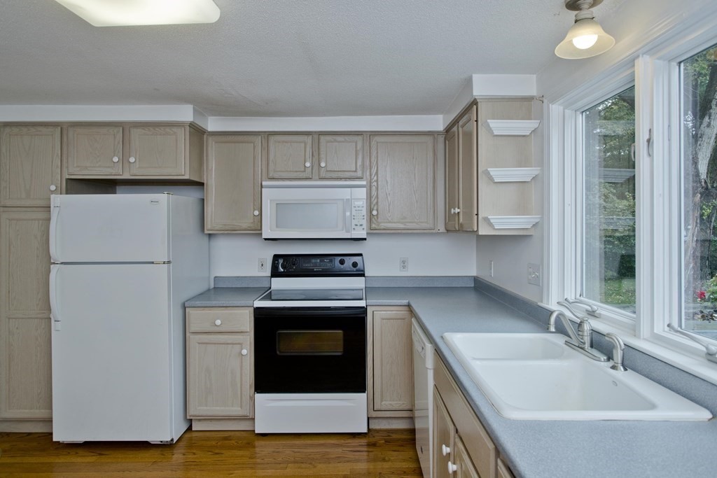 247 Soule Road Wilbraham, MA 01095 - Photo 14 of 42 Gallery Image 14