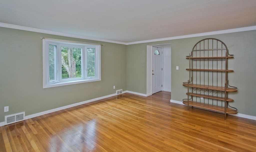 247 Soule Road Wilbraham, MA 01095 - Photo 9 of 42 Gallery Image 9