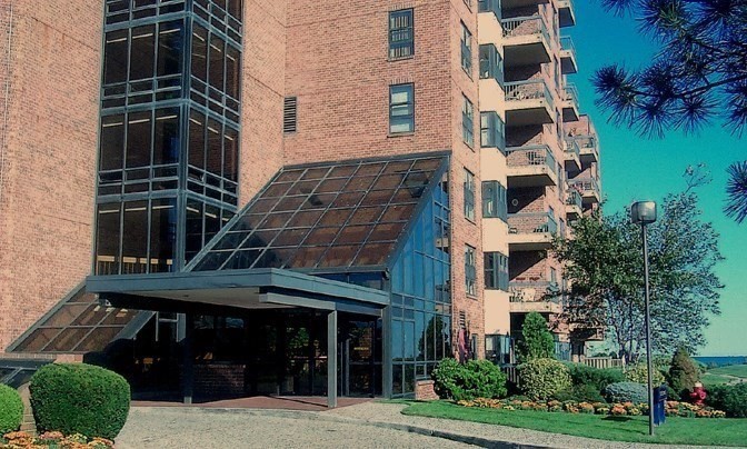 1 Seal Harbor Road, Unit 401 Winthrop, MA 02152 - Photo 2 of 18