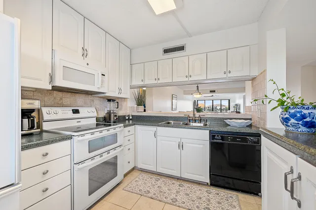 $559,000 | 1601 Marina Isle Way, Unit 402, Jupiter, FL 33477