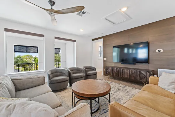 $4,195,000 | 20049 Southeast Bridgewater Drive, Jupiter, FL 33458