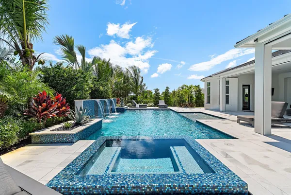 $4,195,000 | 20049 Southeast Bridgewater Drive, Jupiter, FL 33458