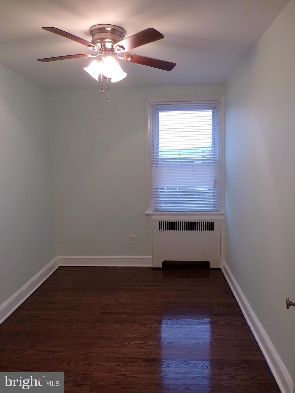 645 Kenmore Road Philadelphia, PA 19151 - Photo 21 of 27 Gallery Image 21