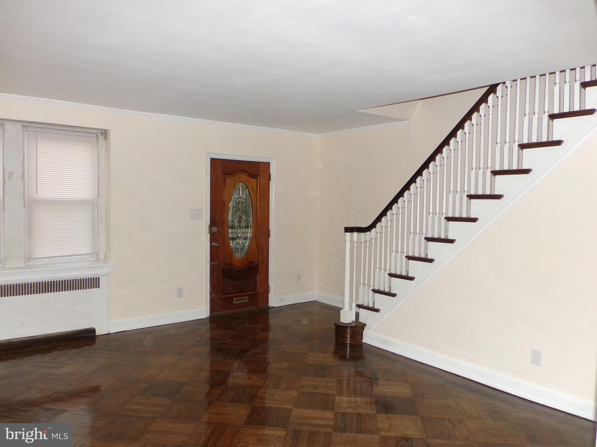 645 Kenmore Road Philadelphia, PA 19151 - Photo 4 of 27 Gallery Image 4