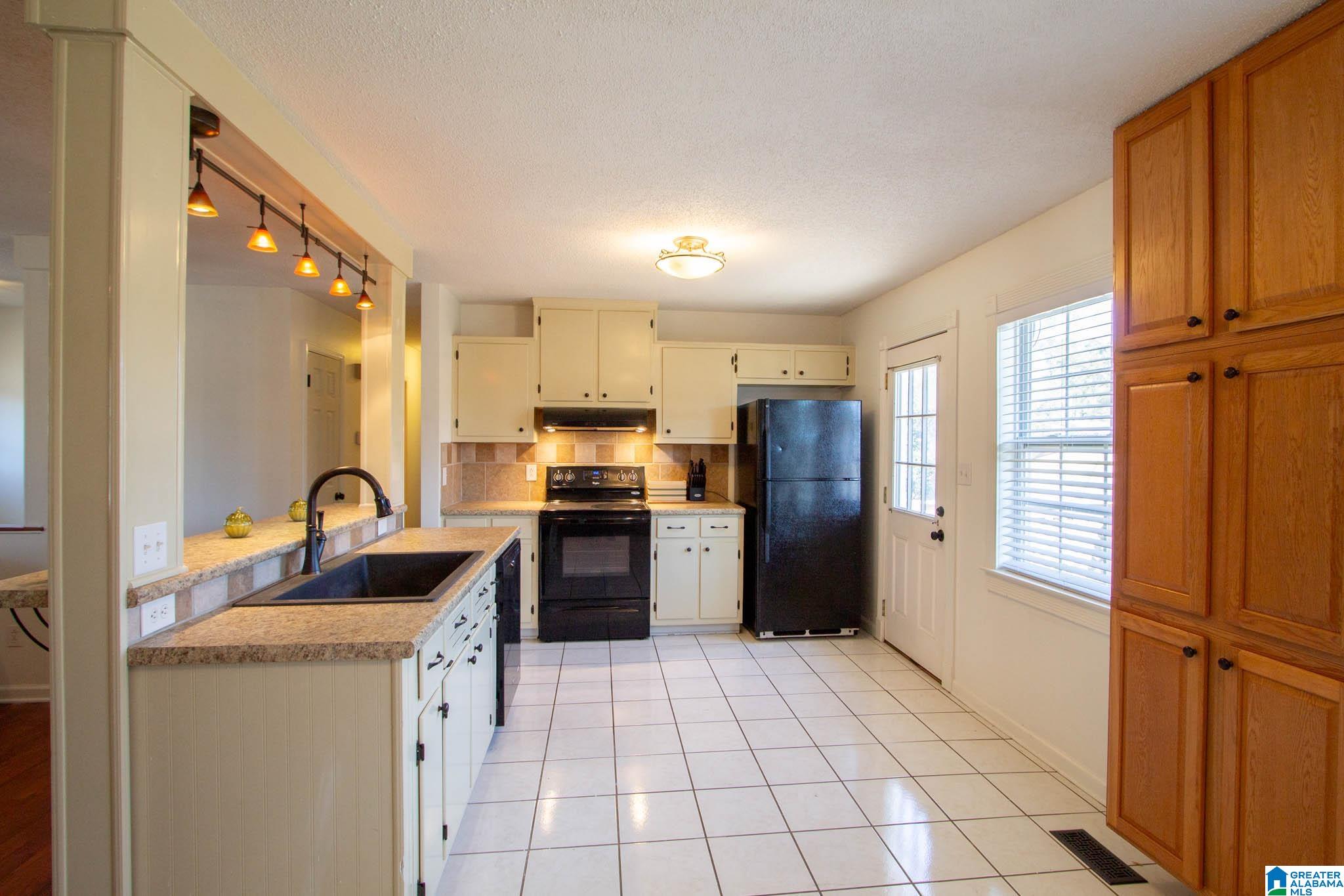110 Pinewood Lane Montevallo, AL 35115 - Photo 10 of 57