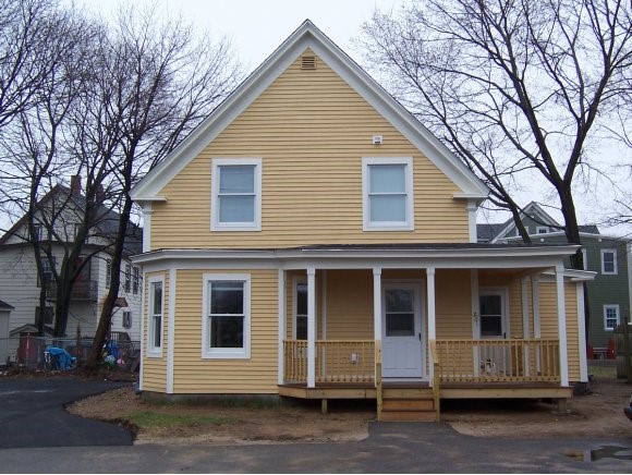 56 Chestnut Street Rochester, NH 03867 - Photo 1 of 1