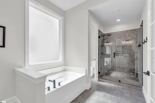 $641,900 | 104 Winding Rock Road, Simpsonville, SC 29680