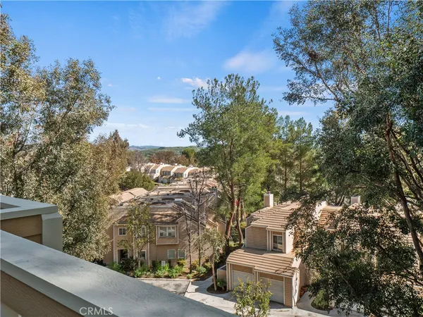 $474,990 | 24528 McBean Parkway, Unit 30, Valencia, CA 91355