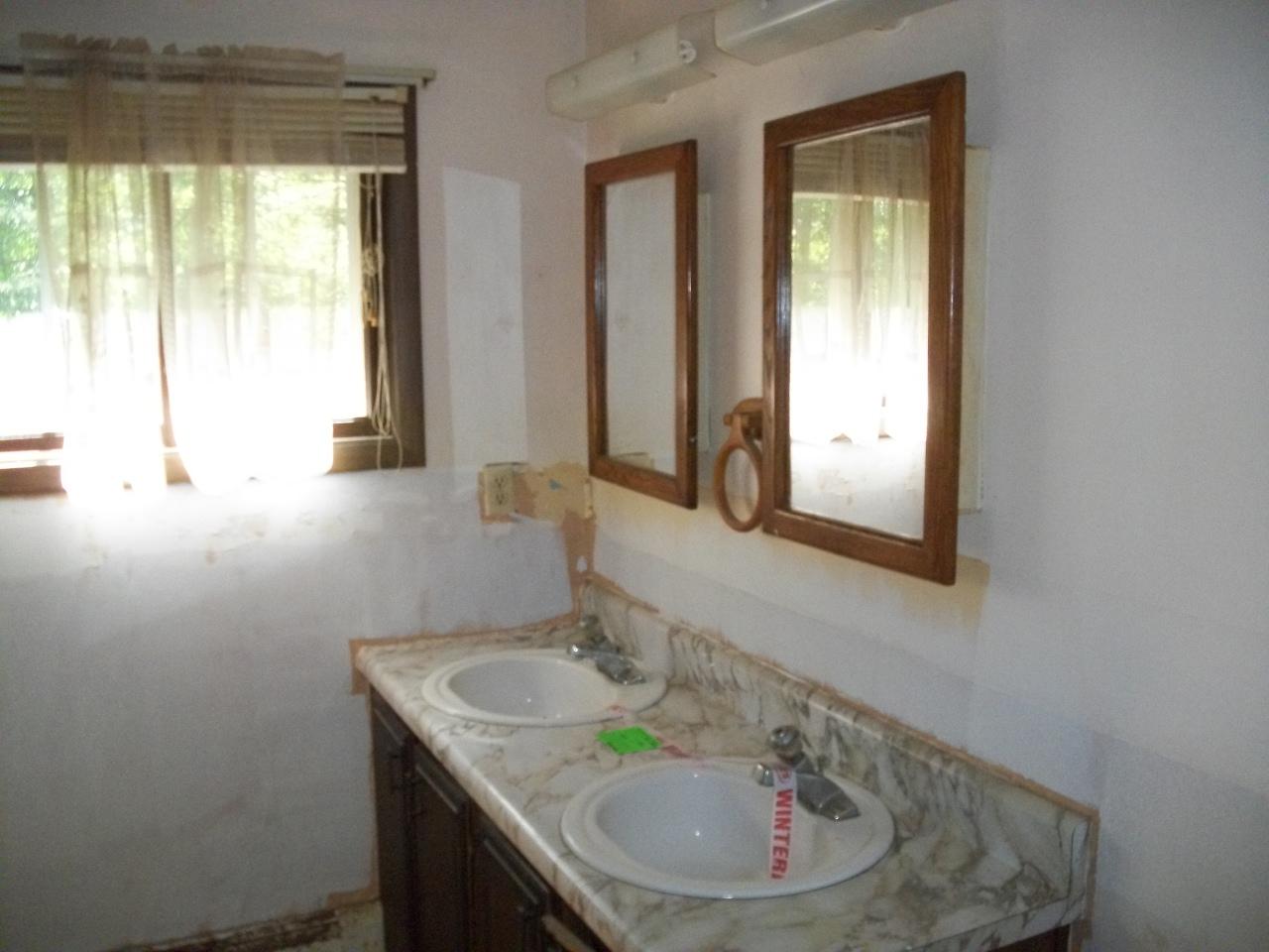 N5724 Homestead Road Hawkins, WI 54530 - Photo 5 of 14 Gallery Image 5
