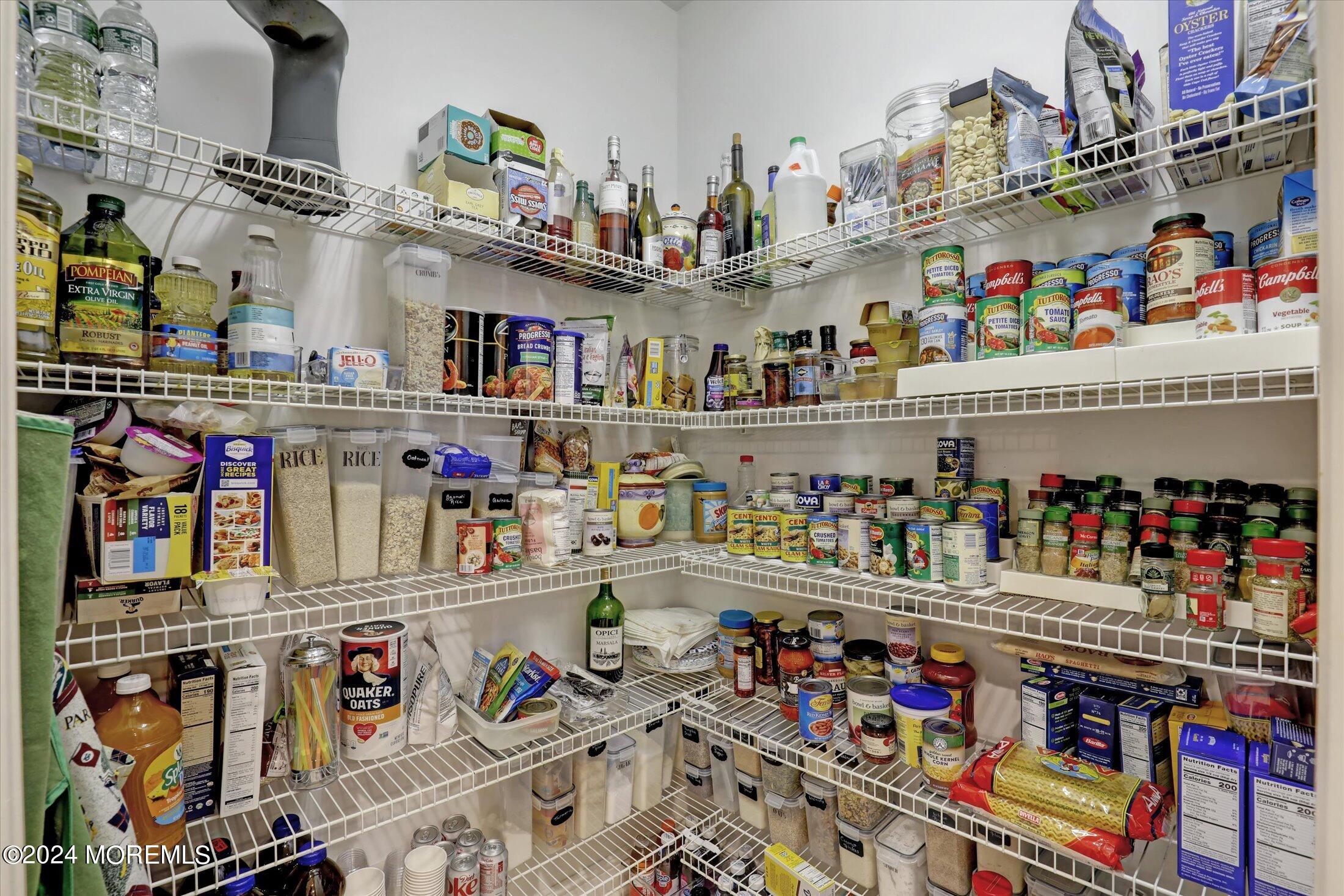 9 Shady Tree Lane Colts Neck, NJ 07722 - Photo 22 of 60 22-Pantry