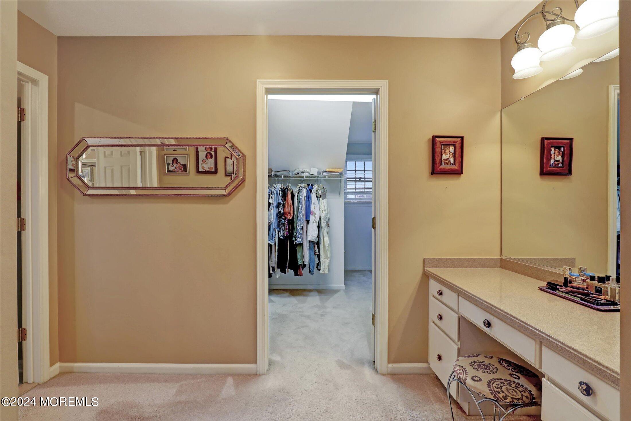 9 Shady Tree Lane Colts Neck, NJ 07722 - Photo 36 of 60 35-Primary Bathroom