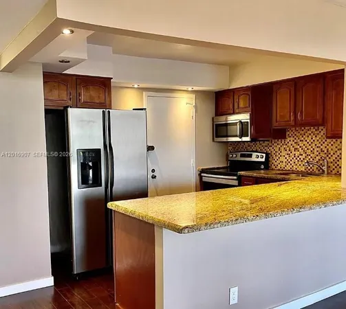 $2,200 | 600 Three Islands Boulevard, Unit 304, Hallandale Beach, FL 33009