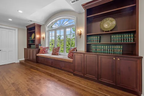 $3,375,000 | 1150 West Keswick Lane, Lake Forest, IL 60045