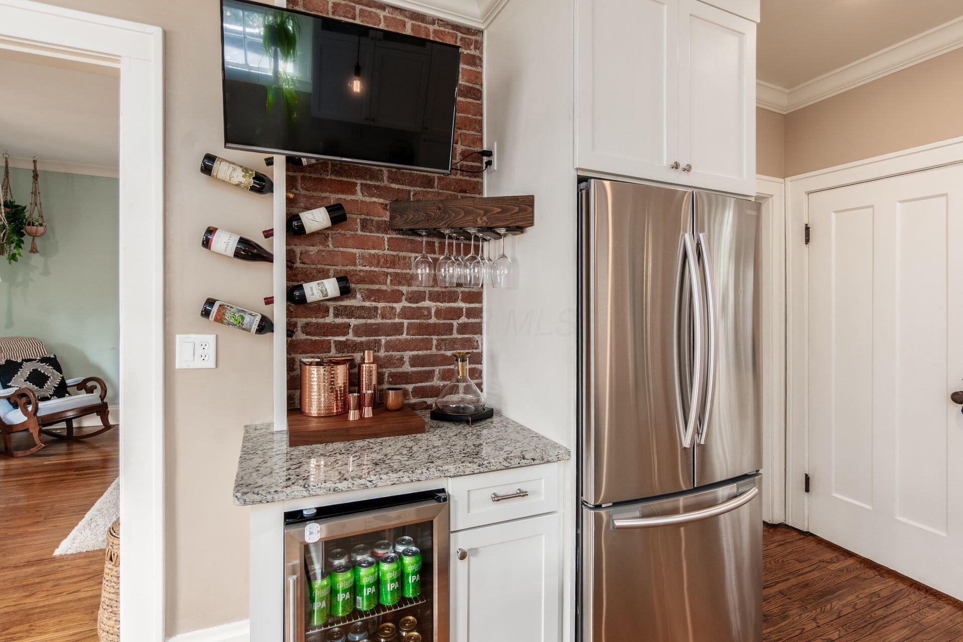 311 Chatham Road Columbus, OH 43214 - Photo 14 of 44 Kitchen