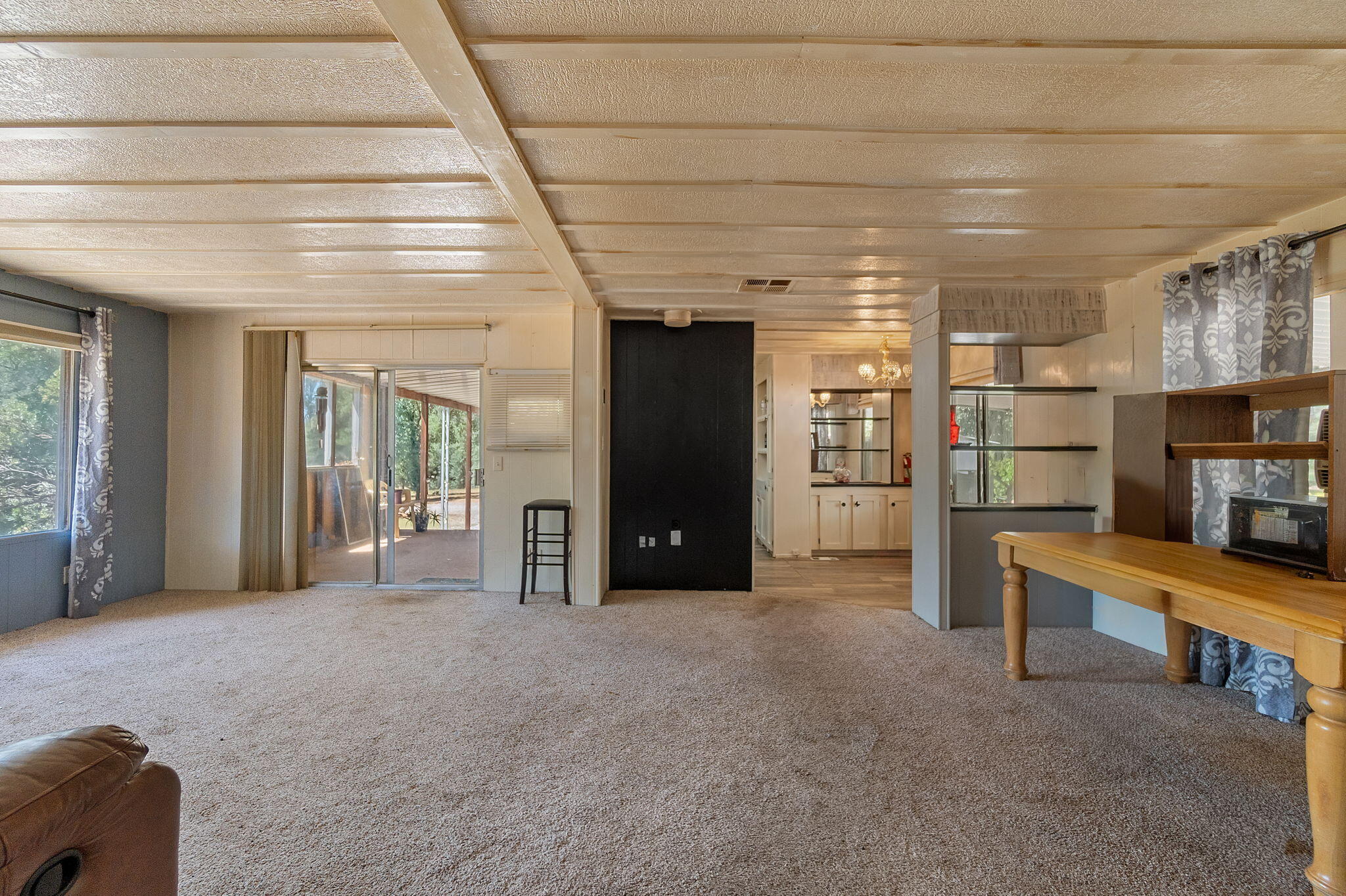 10390 October Lane Redding, CA 96003 - Photo 65 of 94 ADU Living Room