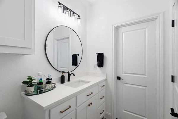 $275,000 | 200 Walnut Street, Chico, TX 76431