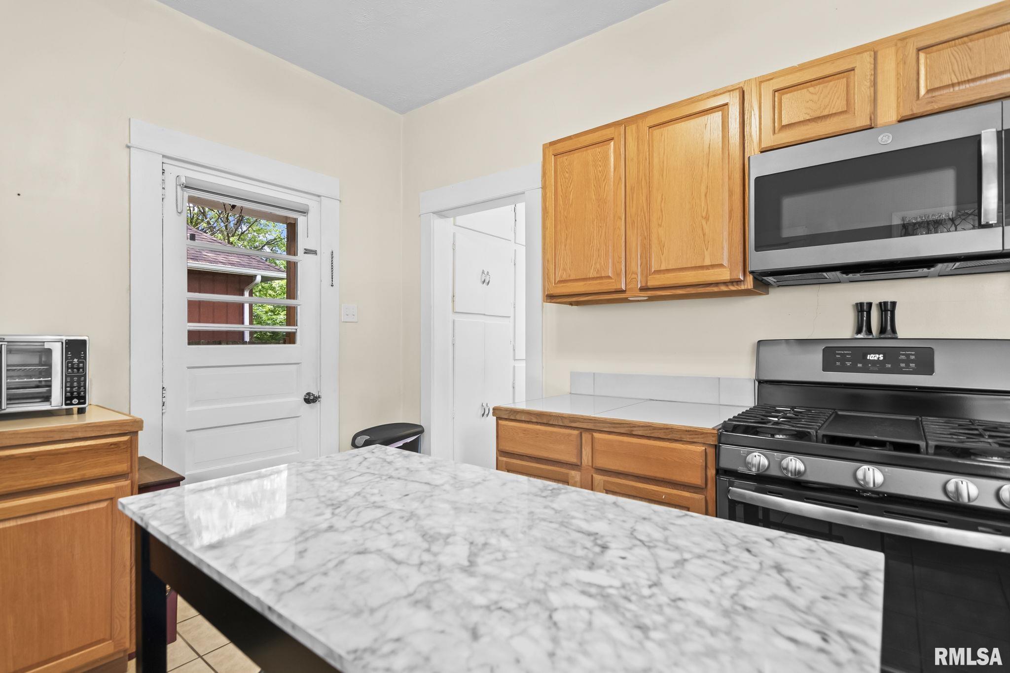 1225 North Franklin Avenue Springfield, IL 62702 - Photo 13 of 40