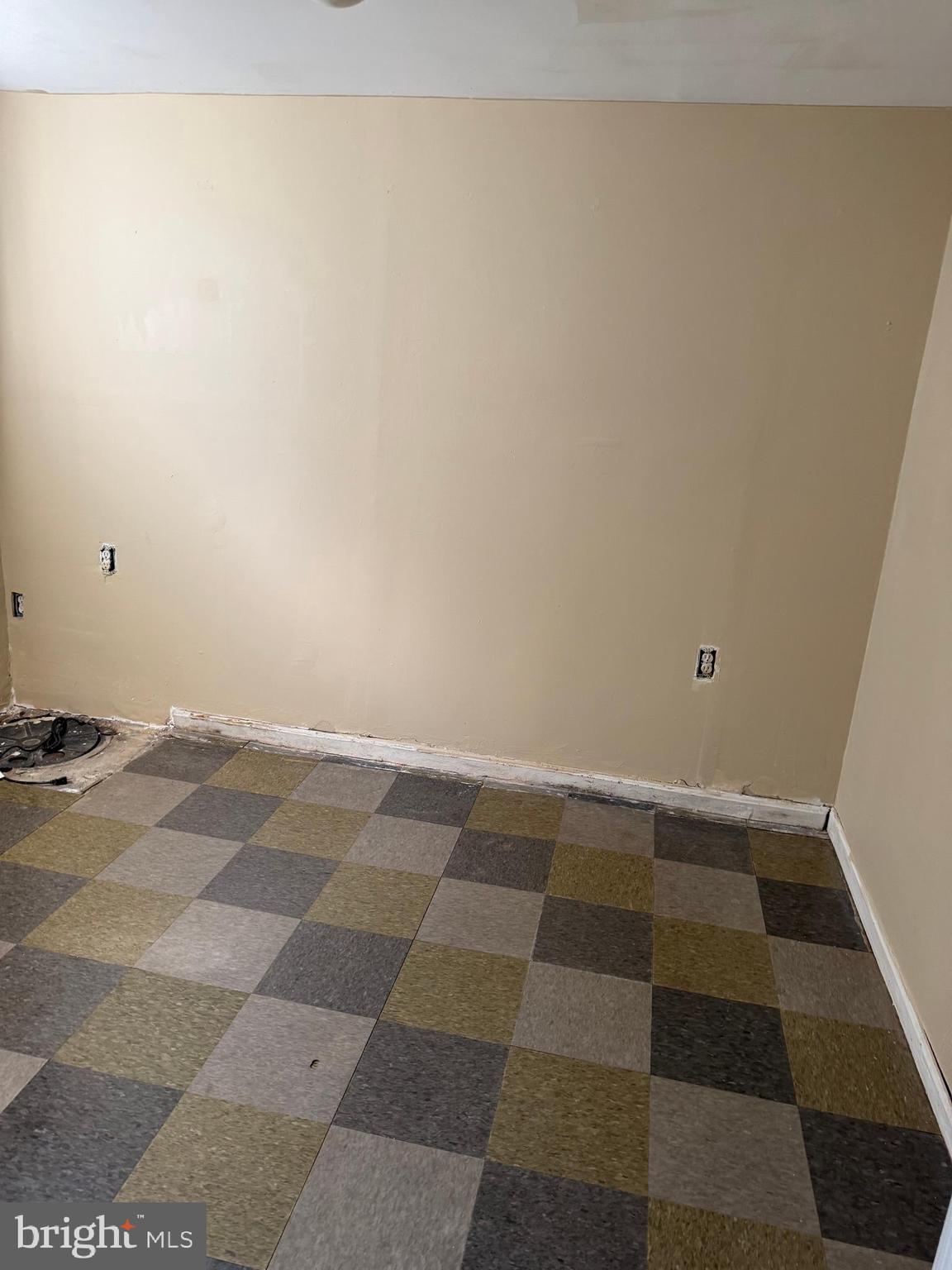 7003 Fairwood Road Hyattsville, MD 20784 - Photo 26 of 30 a view of an empty room