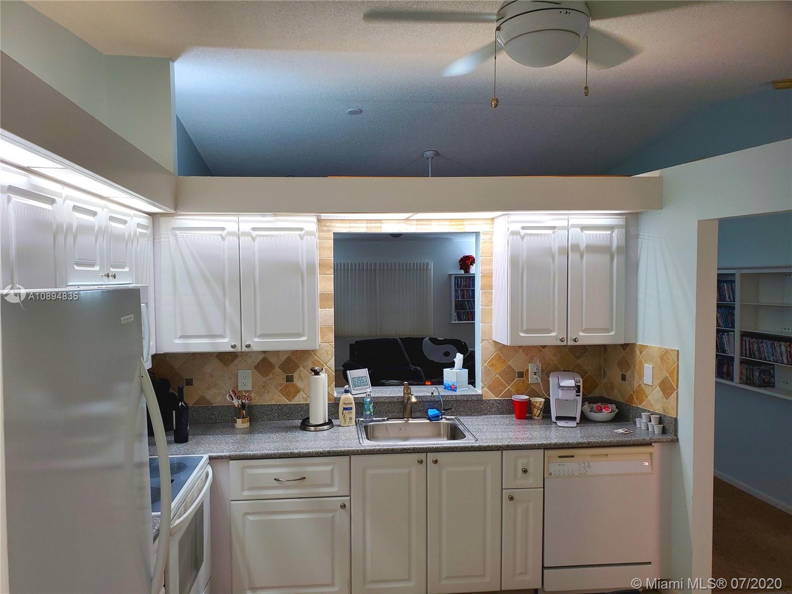 8250 Springview Terrace, Unit 8250 Boca Raton, FL 33496 - Photo 10 of 22 Gallery Image 10