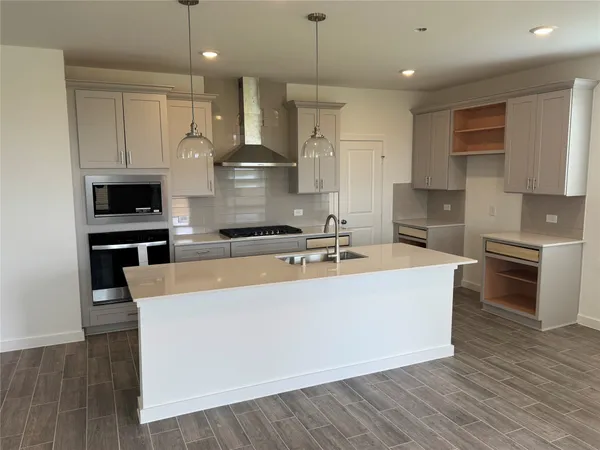 $369,990 | 499 Turtle Creek Drive, Dayton, TX 77535