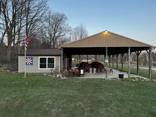 $28,500 | 23027 Miramichi Drive, Evart, MI 49631