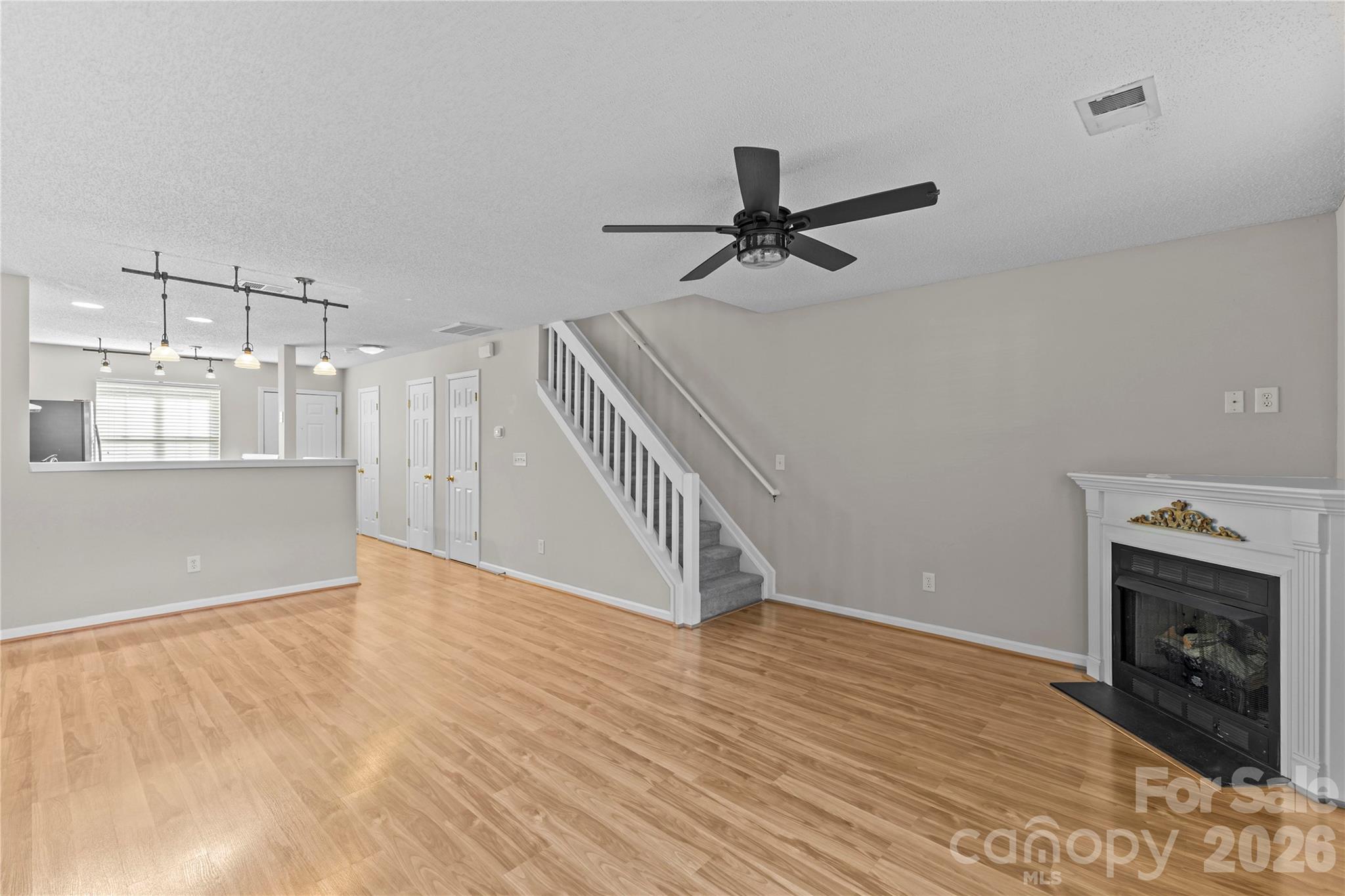 10923 Holly Ridge Boulevard Charlotte, NC 28216 - Photo 11 of 40