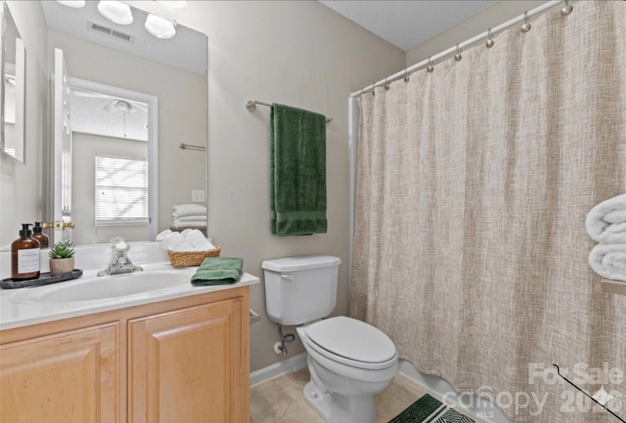10923 Holly Ridge Boulevard Charlotte, NC 28216 - Photo 16 of 40