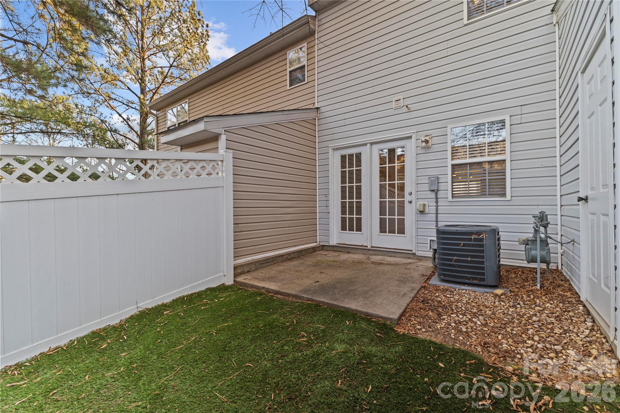 10923 Holly Ridge Boulevard Charlotte, NC 28216 - Photo 24 of 40