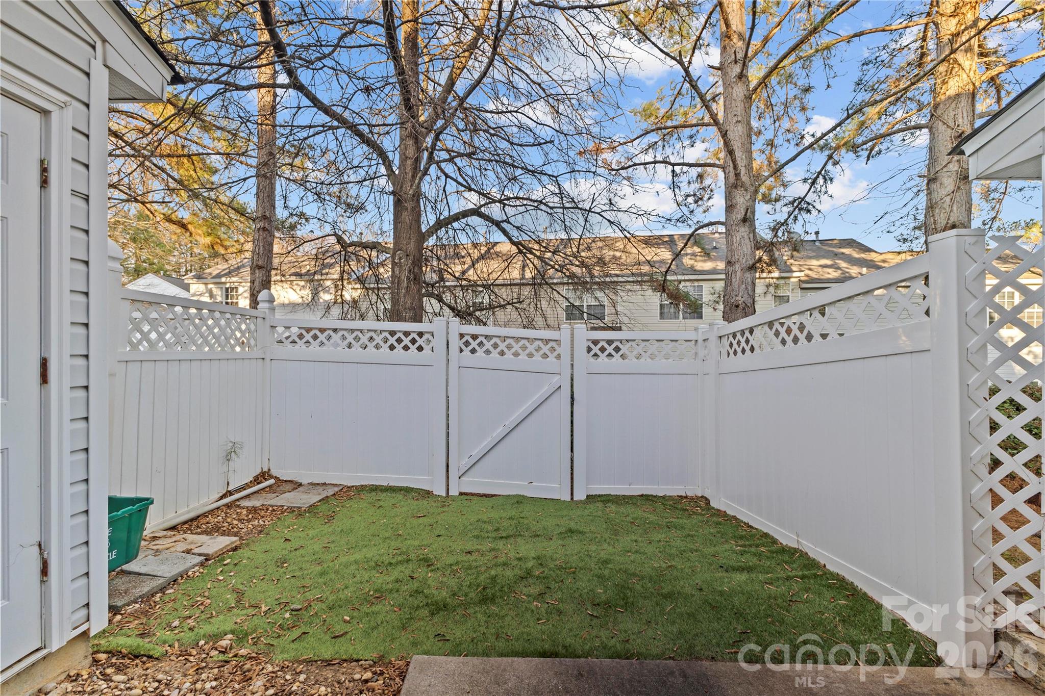 10923 Holly Ridge Boulevard Charlotte, NC 28216 - Photo 26 of 40