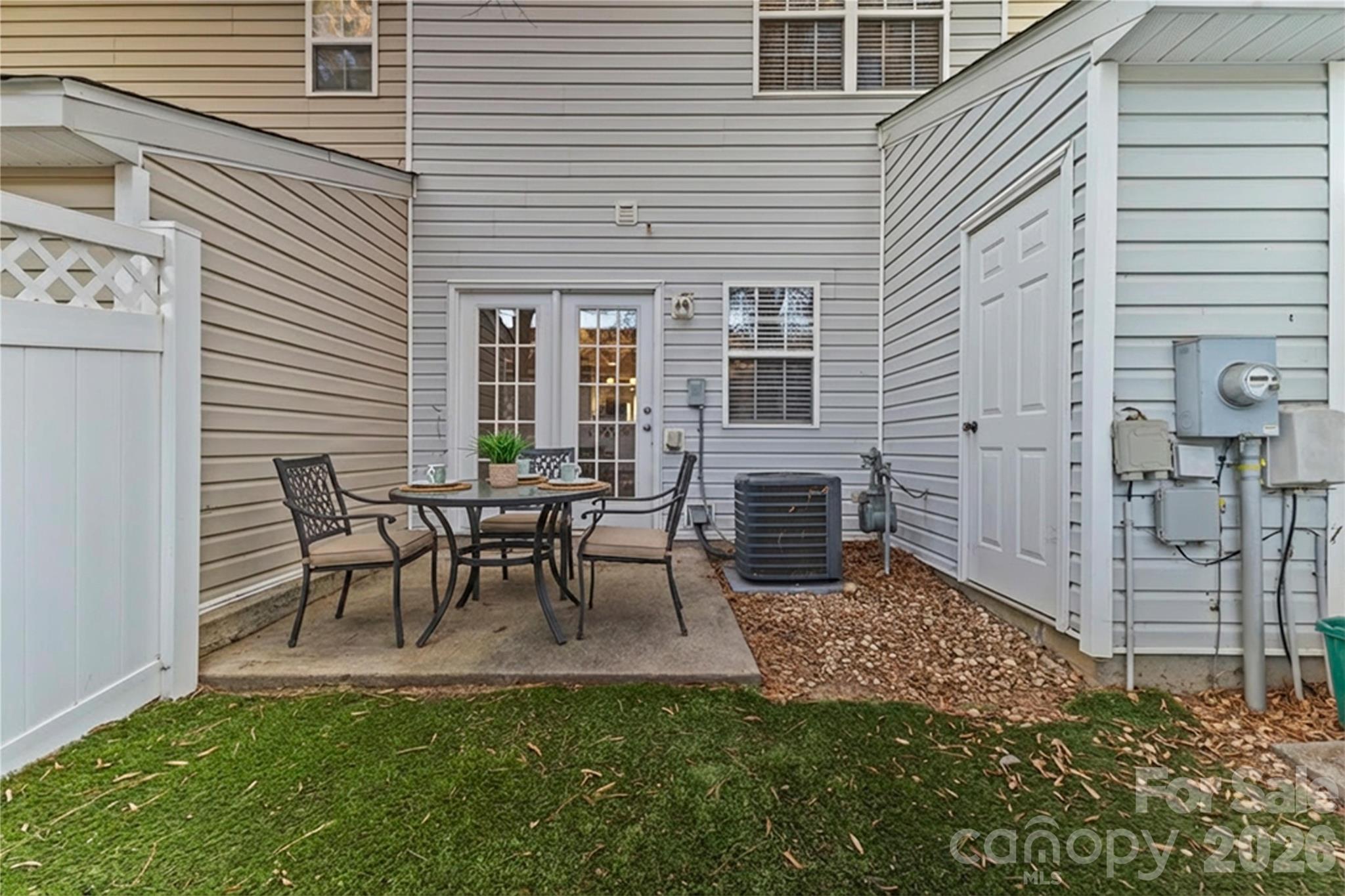 10923 Holly Ridge Boulevard Charlotte, NC 28216 - Photo 28 of 40