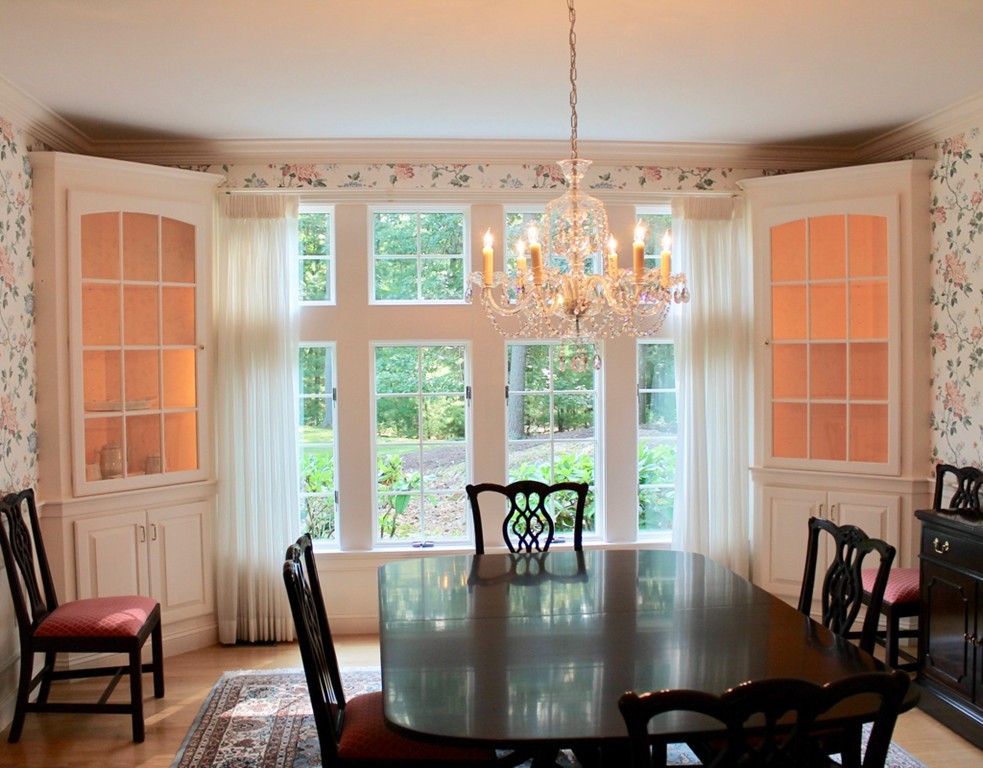 111 Lexington Road Lincoln, MA 01773 - Photo 8 of 29