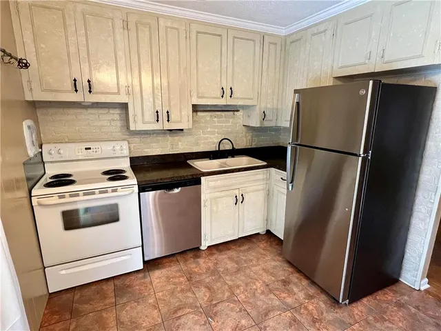 $165,000 | 7714 James A Reed Road, Kansas City, MO 64138