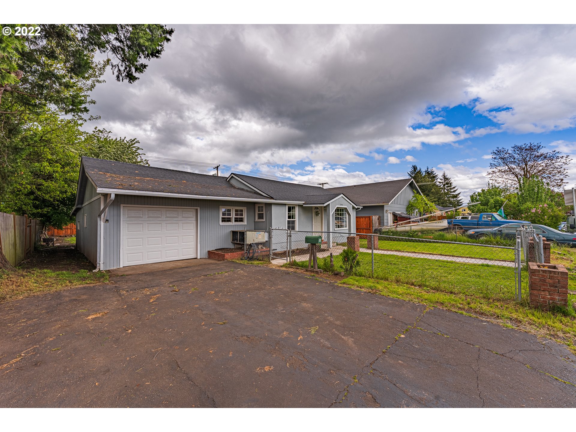 2740 D Street Springfield, OR 97477 - Photo 3 of 21 a view of a house with a yard