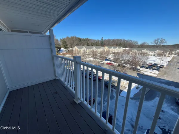 $2,171 | 74 Weibel Avenue, Unit 11HP407, Saratoga Springs, NY 12866