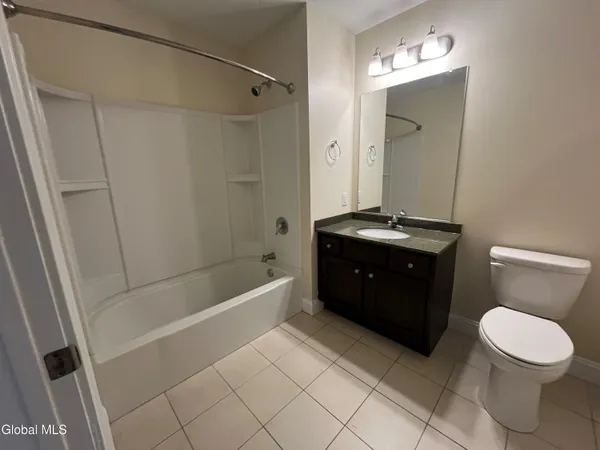 $2,171 | 74 Weibel Avenue, Unit 11HP407, Saratoga Springs, NY 12866