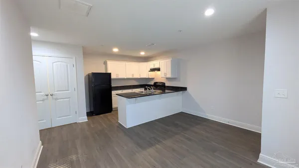 $995 | 313 North Navy Boulevard, Unit 2D, Pensacola, FL 32507