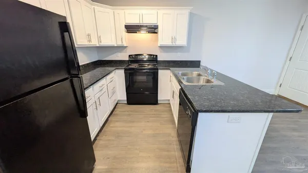 $995 | 313 North Navy Boulevard, Unit 2D, Pensacola, FL 32507