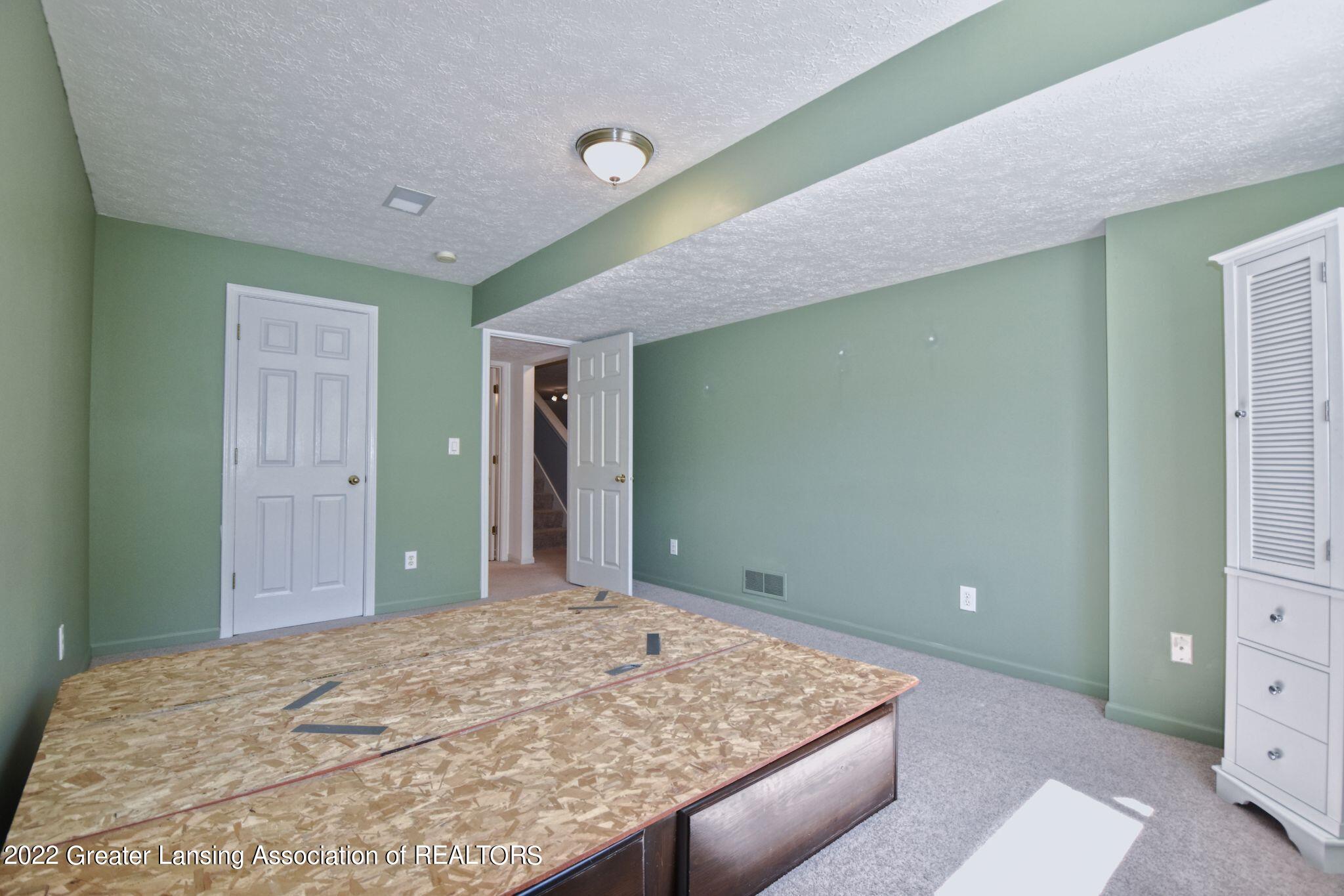 2415 North Aurelius Road, Unit 30 Holt, MI 48842 - Photo 28 of 40 37