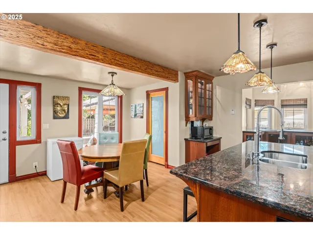 $485,000 | 1141 Thayer Avenue, Cottage Grove, OR 97424