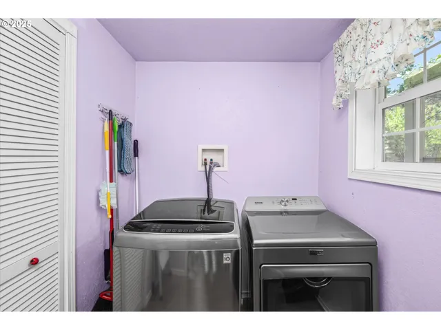 $485,000 | 1141 Thayer Avenue, Cottage Grove, OR 97424