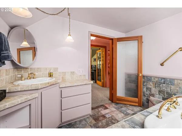 $485,000 | 1141 Thayer Avenue, Cottage Grove, OR 97424
