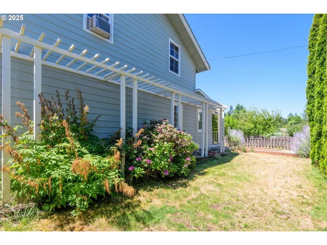$485,000 | 1141 Thayer Avenue, Cottage Grove, OR 97424