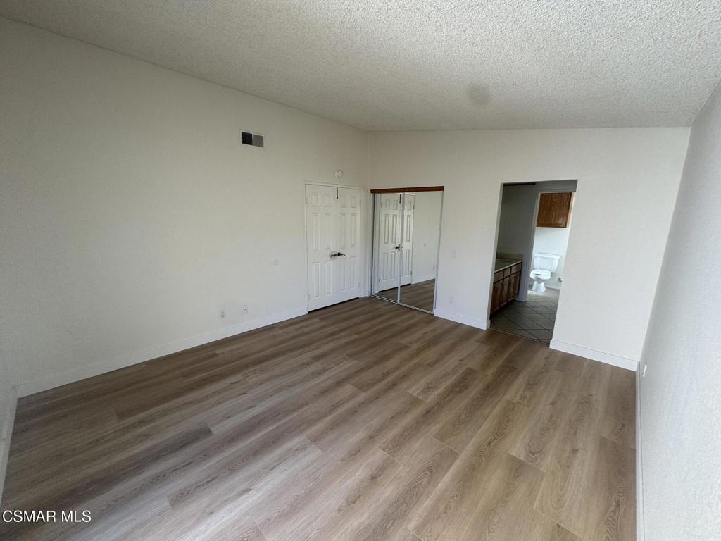 1874 Suntree Lane Simi Valley, CA 93063 - Photo 14 of 20