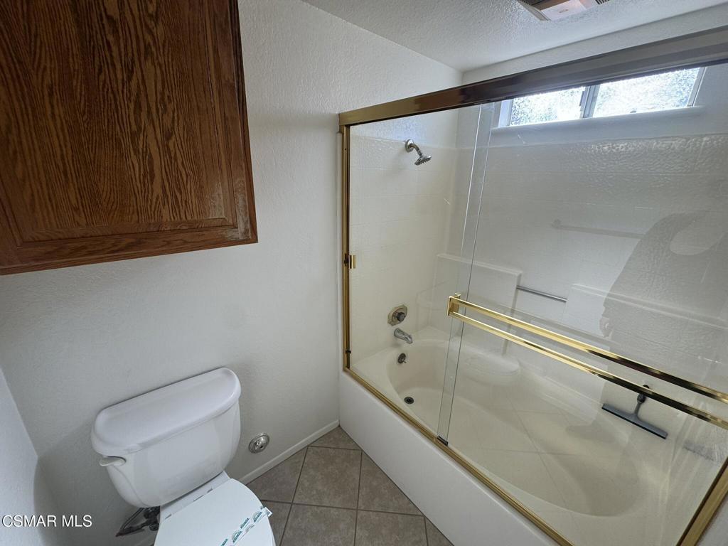 1874 Suntree Lane Simi Valley, CA 93063 - Photo 18 of 20