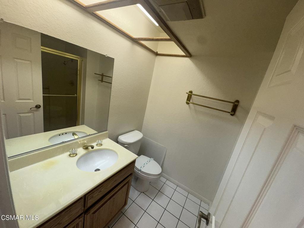 1874 Suntree Lane Simi Valley, CA 93063 - Photo 7 of 20