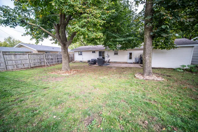 $259,000 | 605 5th Avenue Northeast, Stewartville, MN 55976